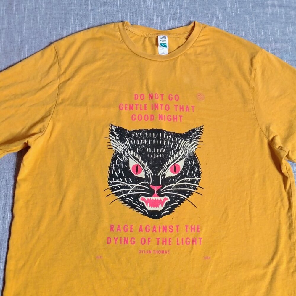 Ravi Zupa Dylan Thomas T-Shirt Size Large Traditional Cat Quote Logo - Picture 2 of 13